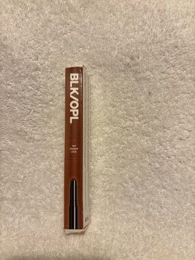 New BLK/OPL eyeshadow stick golden glow
